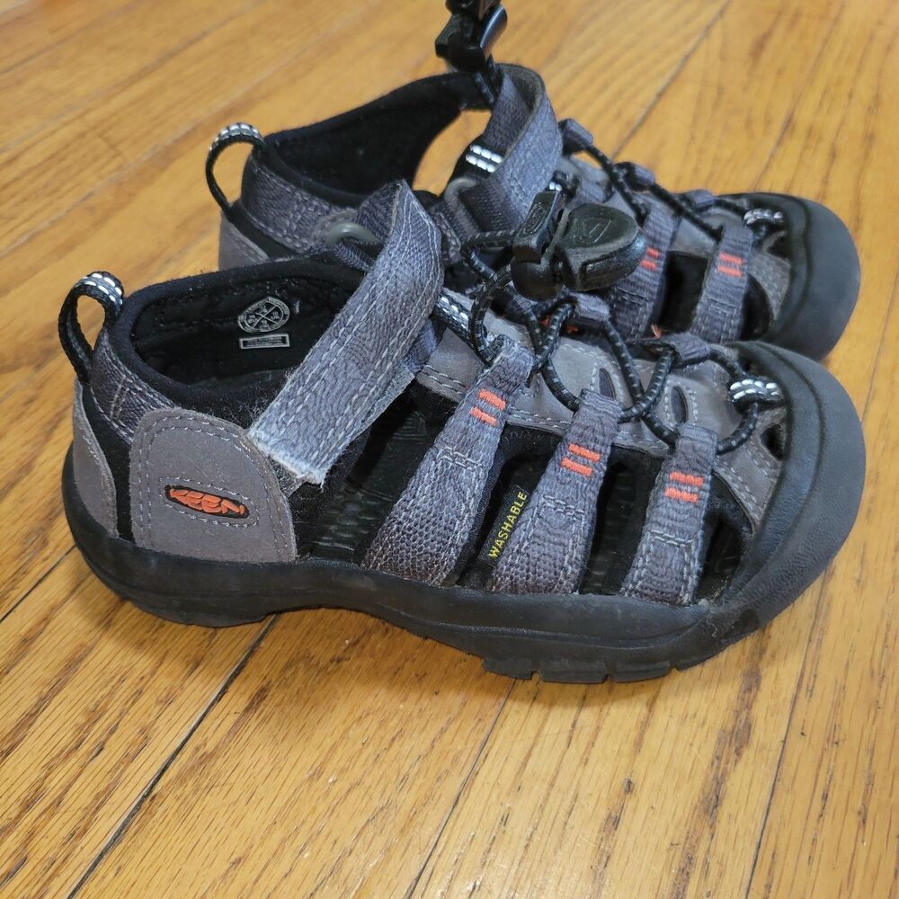 Keen Newport H2 Kids Size 11 Sandals Water Hiking Shoes Gray Outdoors